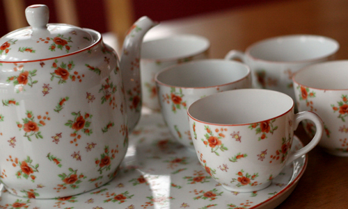 teaset1.jpg