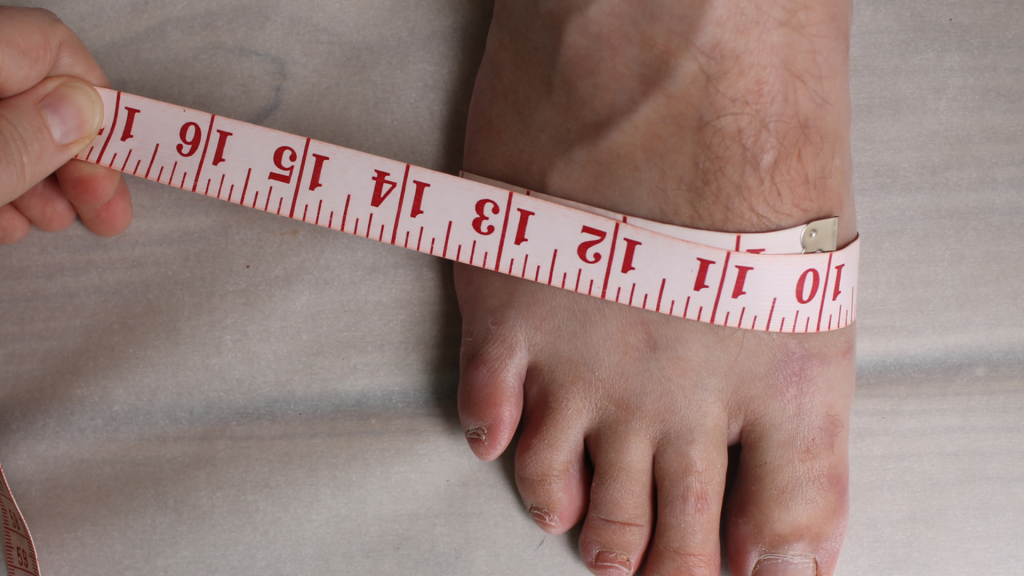 Guide to Reading and Using a Foot Circumference Size Chart