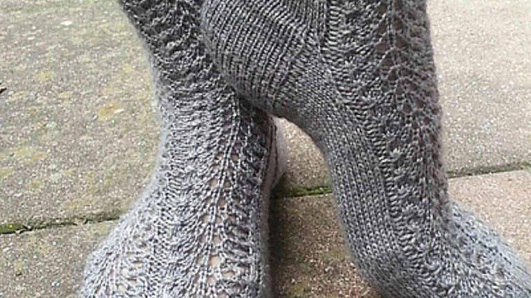 How to Knit the Perfect Dutch Heel for Your Socks?
