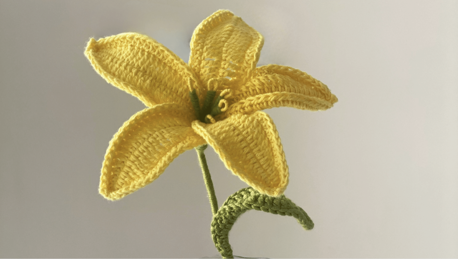 Delicate Lily crochet knitted flower