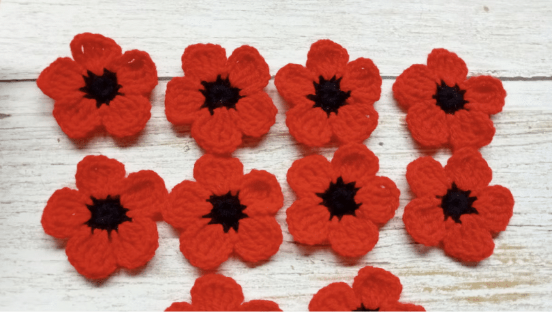 Pretty Poppy crochet knitted flower