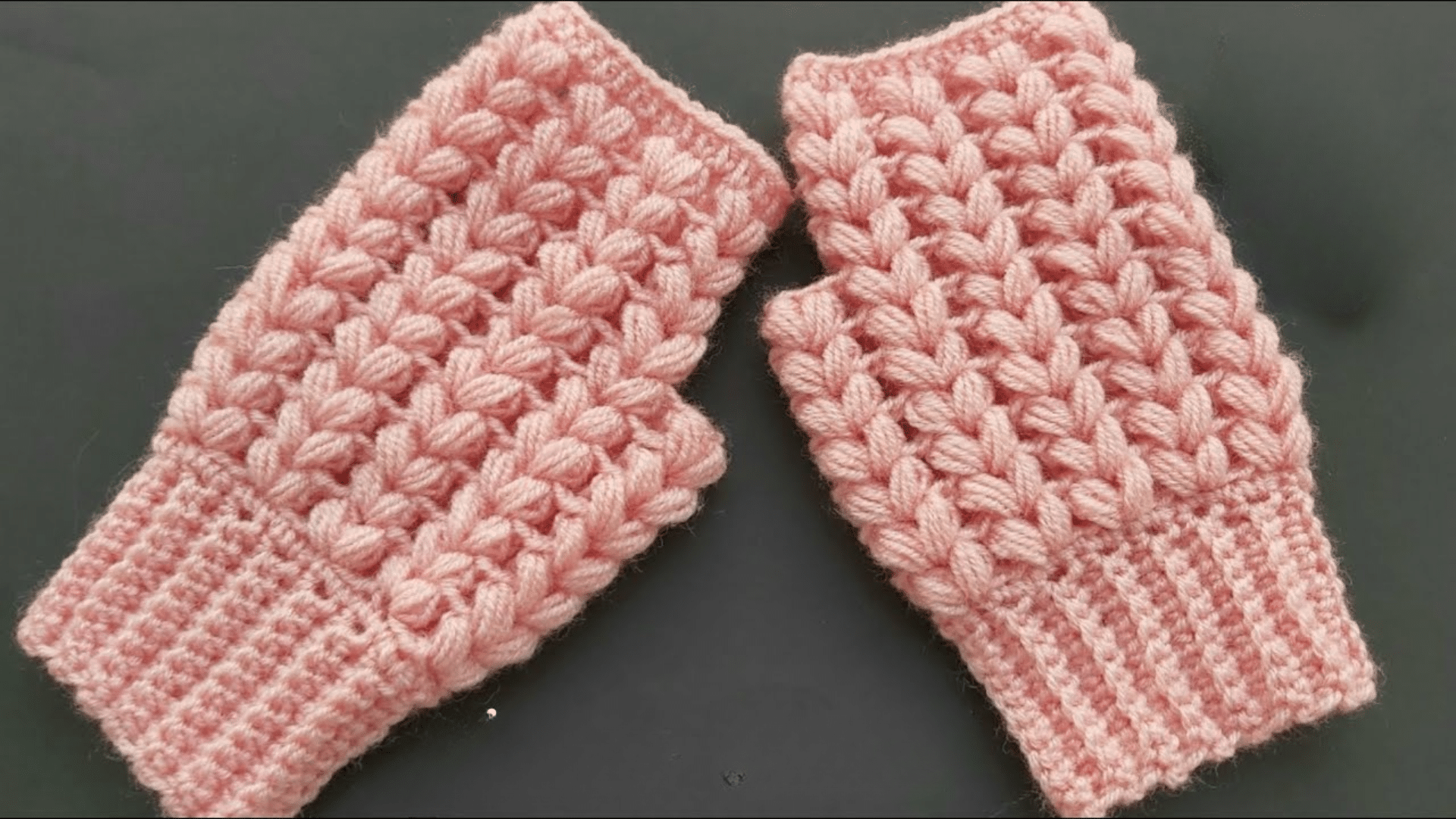 Puff Stitch Fingerless Mitts