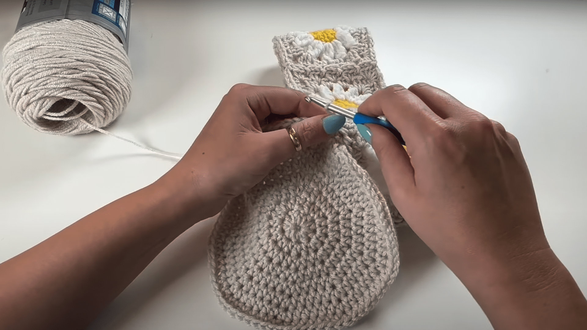 crochet flower hat pattern free-attach top
